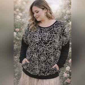 Womens Laura Plus Black/White Floral Rose Print Cottagecore Sweater. Size 2X